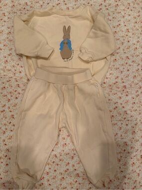 MORI Baby Peter Rabbit Sweatshirt & Joggers Set